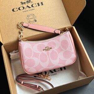 Authentic COACH CAL51 TERI pink shoulder bag.